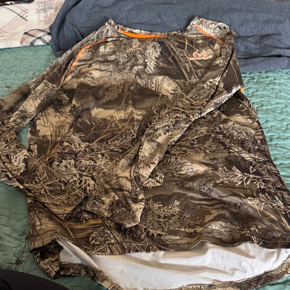 Realtree Camouflage Outdoor Shirt